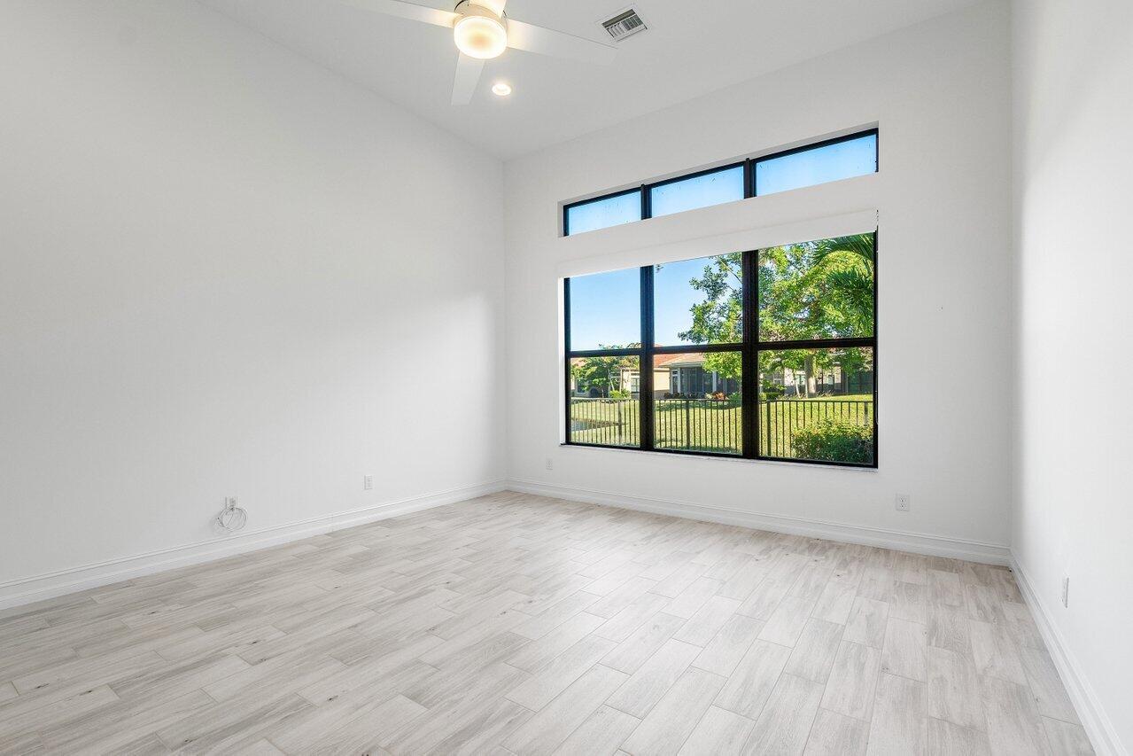 11927 Leon Circle Parkland, FL 33076 - Photo 15 of 37 Primary Suite