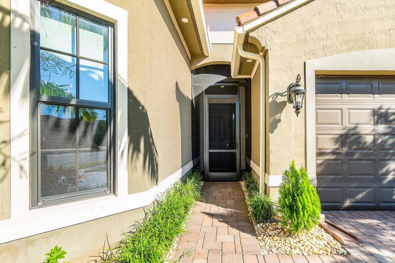 11927 Leon Circle Parkland, FL 33076 - Photo 2 of 37 Screened Entry