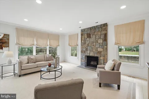 $1,550,000 | 10409 Democracy Lane, Potomac, MD 20854