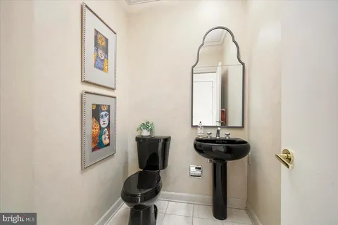 $1,550,000 | 10409 Democracy Lane, Potomac, MD 20854