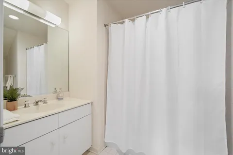 $1,550,000 | 10409 Democracy Lane, Potomac, MD 20854