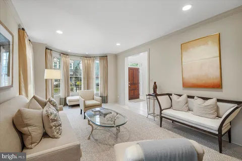 $1,550,000 | 10409 Democracy Lane, Potomac, MD 20854