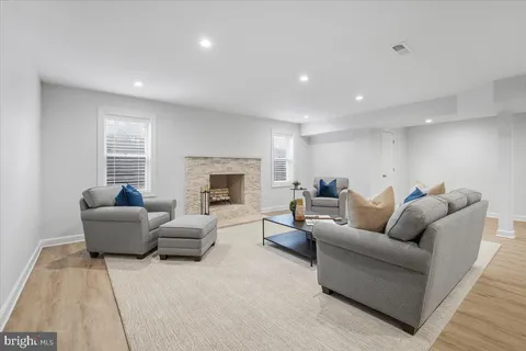 $1,550,000 | 10409 Democracy Lane, Potomac, MD 20854