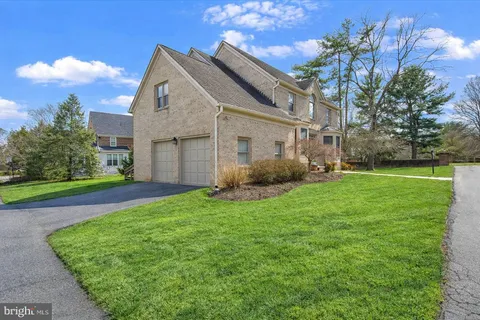 $1,550,000 | 10409 Democracy Lane, Potomac, MD 20854