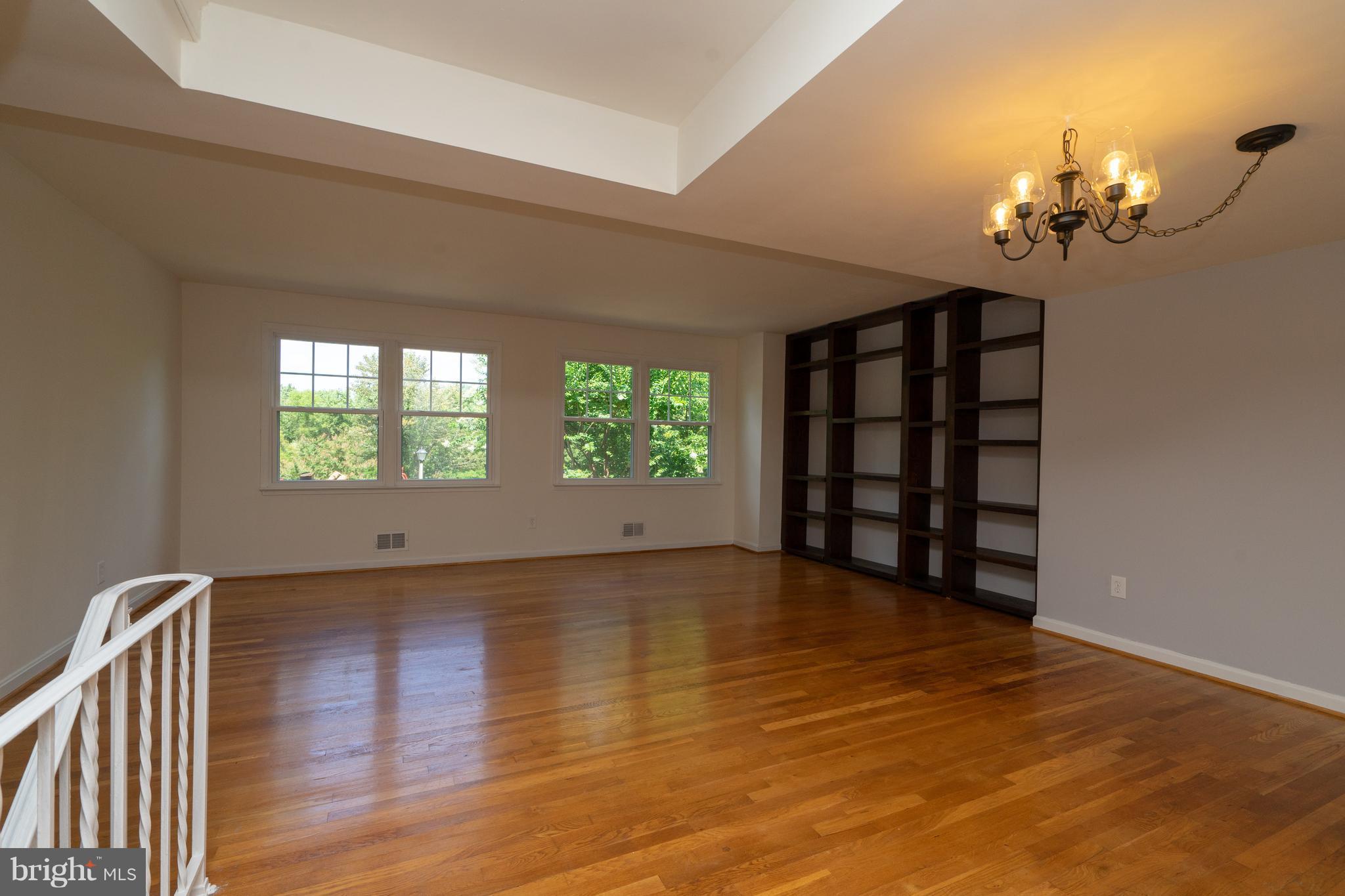 3857 Chain Bridge Road Fairfax, VA 22030 - Photo 10 of 30 Built-in bookshelves