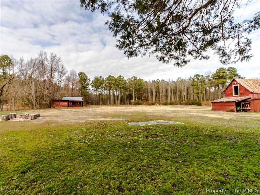 9421 Line Fence Road Hayes, VA 23072 - Photo 5 of 41 Gallery Image 5