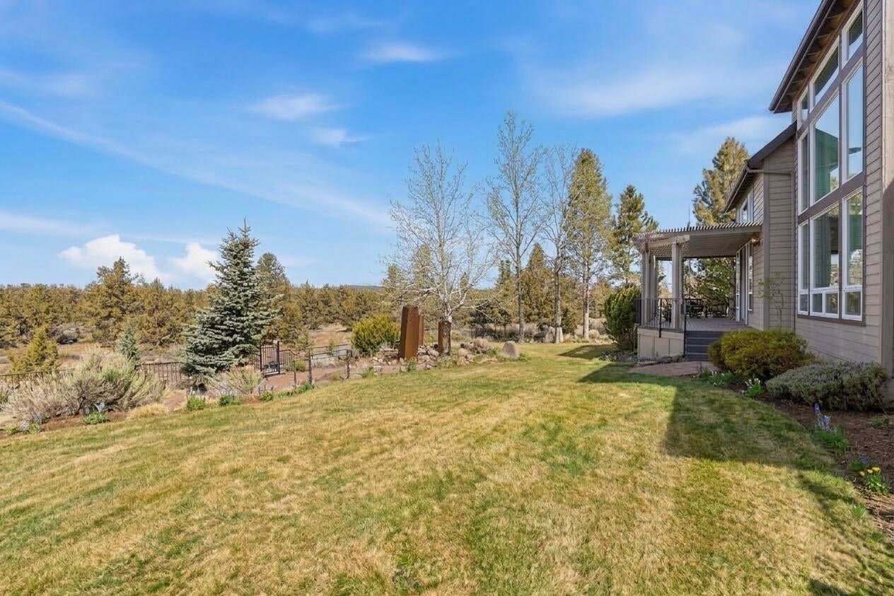 21450 Dale Road Bend, OR 97701 - Photo 63 of 75 Backyard and Property