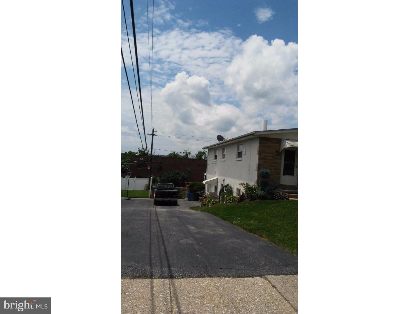 513 Palmer Road Conshohocken, PA 19428 - Photo 3 of 13 Gallery Image 3