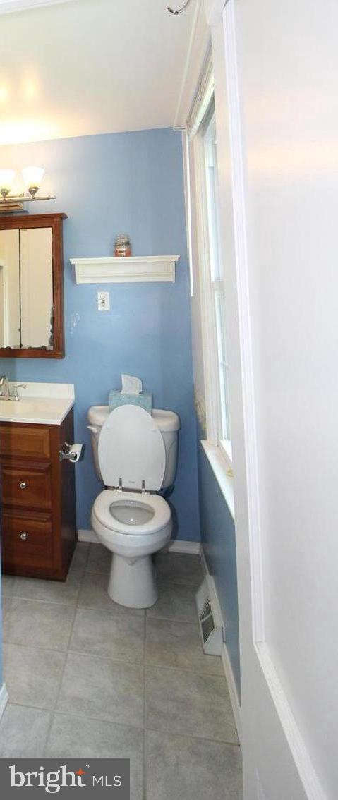 714 Halstead Road Wilmington, DE 19803 - Photo 18 of 38 MBedroom Private Bathroom