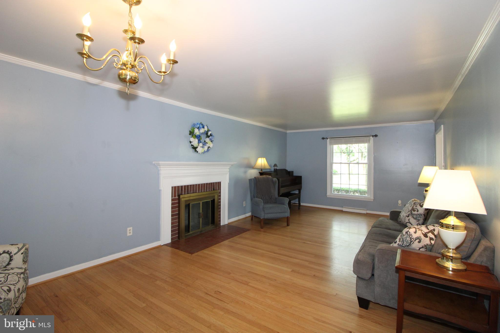 714 Halstead Road Wilmington, DE 19803 - Photo 5 of 38 Great Fireplace in the Living Room