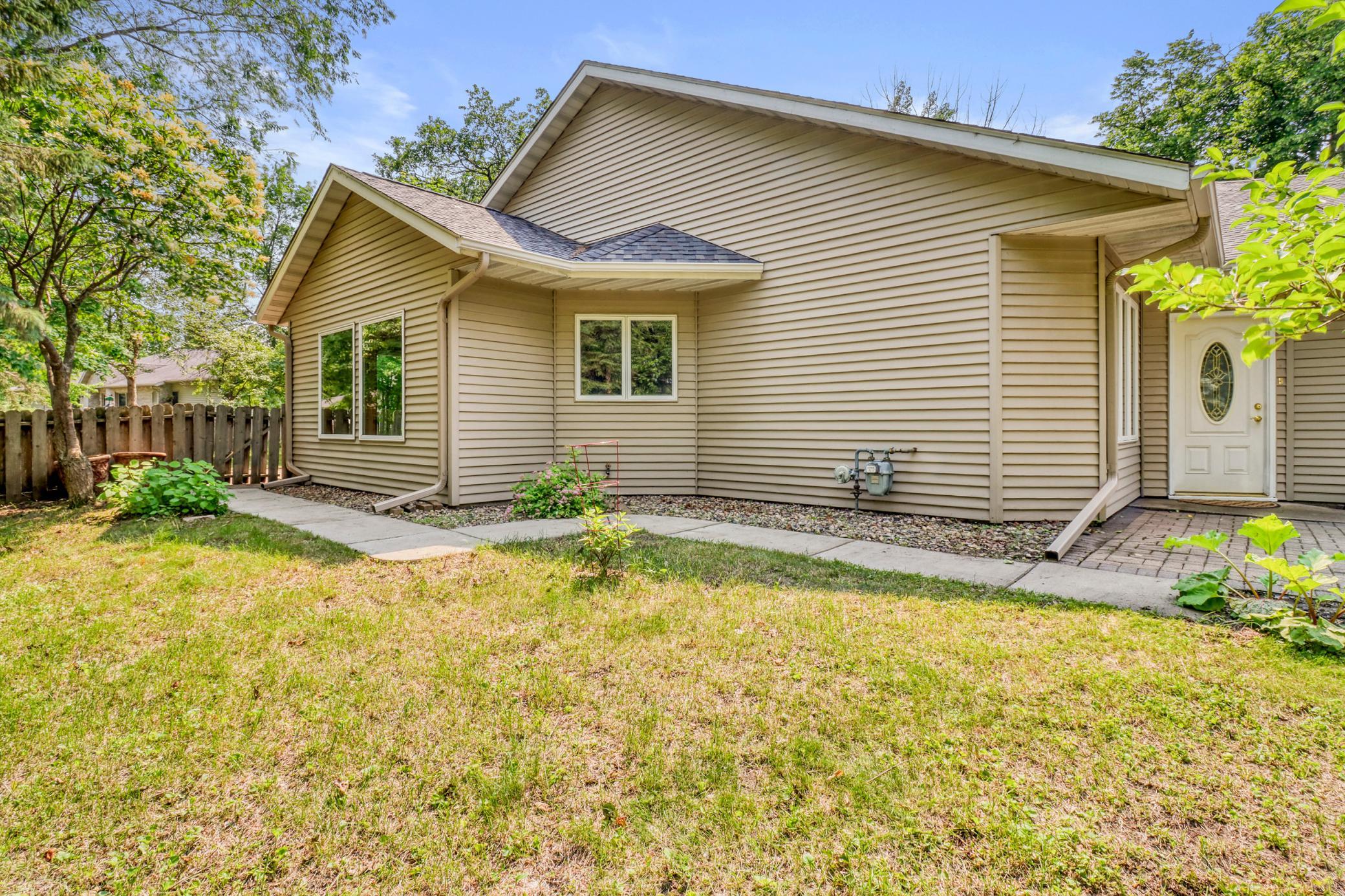 1637 Long Bridge Road Detroit Lakes, MN 56501 - Photo 3 of 48