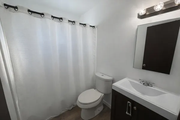 $220,000 | 274 Florawood Street, Waterford, MI 48327