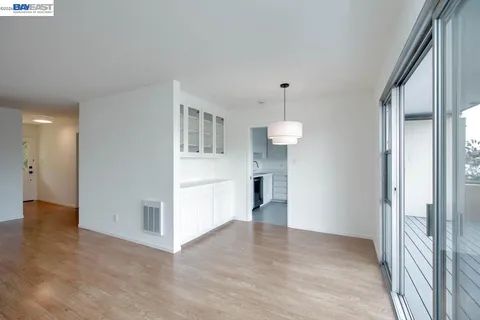 $595,000 | 339 Broadway, Unit 116, Alameda, CA 94501
