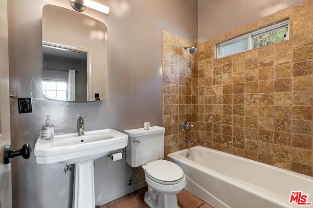 $3,955,000 | 829 Keniston Avenue, Los Angeles, CA 90005