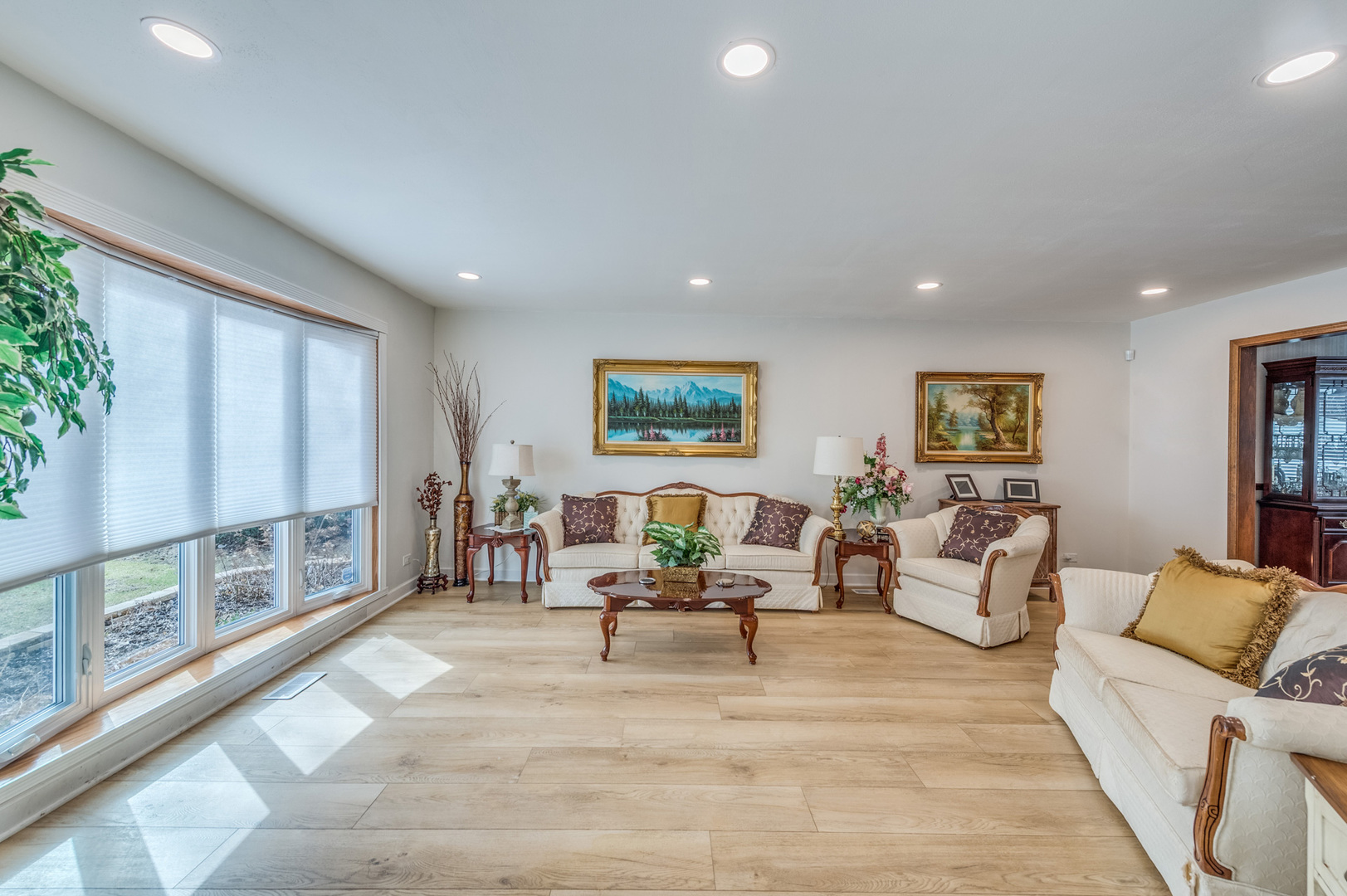 1716 Beech Road Mount Prospect, IL 60056 - Photo 4 of 28 a living room with furniture and large window