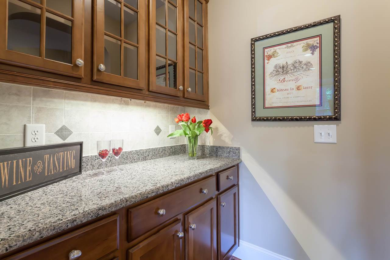 8000 Jessamine Way Raleigh, NC 27612 - Photo 5 of 25 Photo 5