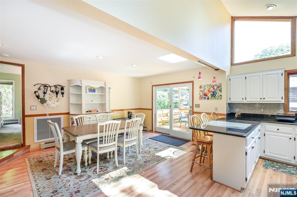 64 Ridge Avenue Park Ridge, NJ 07656 - Photo 9 of 32