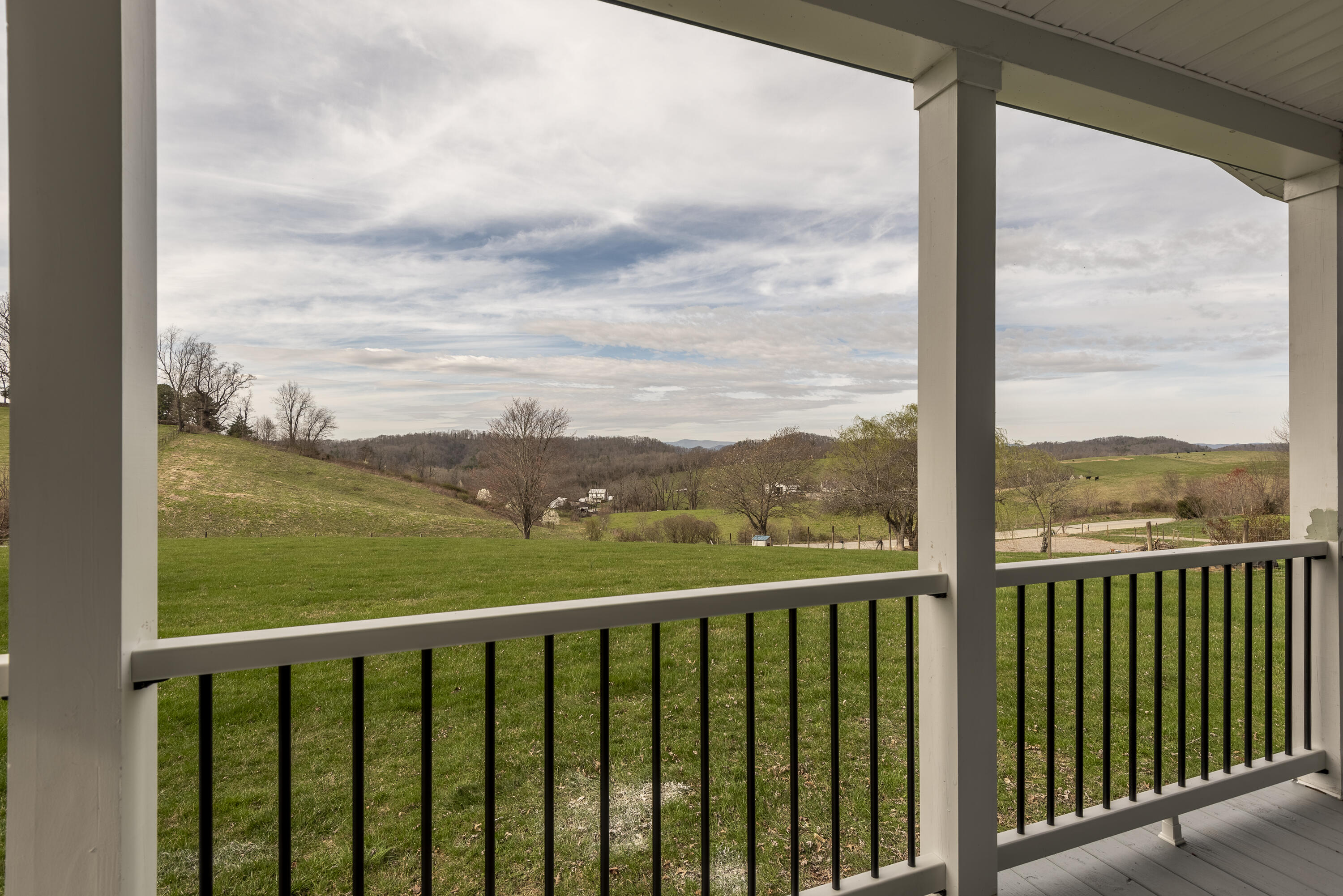 37416 Widener Valley Road Glade Spring, VA 24340 - Photo 4 of 26 37416-Widner-Valley-Rd Matt-Smith-Realty