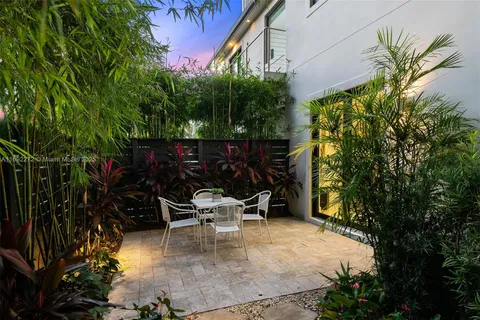 $1,500,000 | 601 Northeast 15th Avenue, Fort Lauderdale, FL 33304