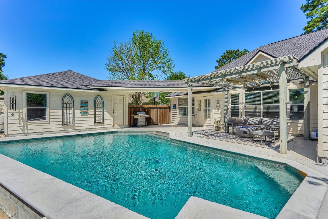 7411 Nicholforest Lane Spring, TX 77389 - Photo 4 of 43