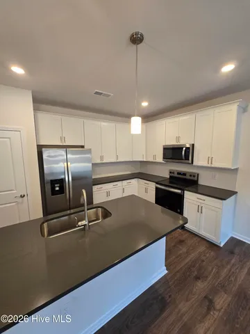 $2,400 | 531 Banbury Lane, Aberdeen, NC 28315