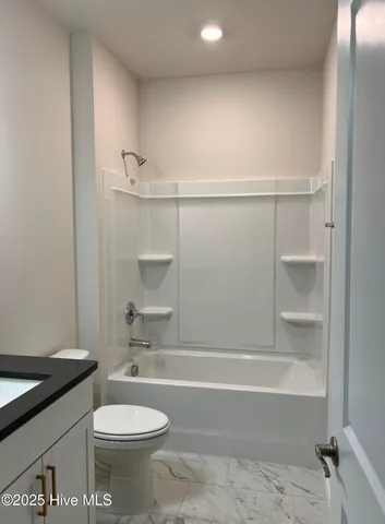 $2,400 | 531 Banbury Lane, Aberdeen, NC 28315