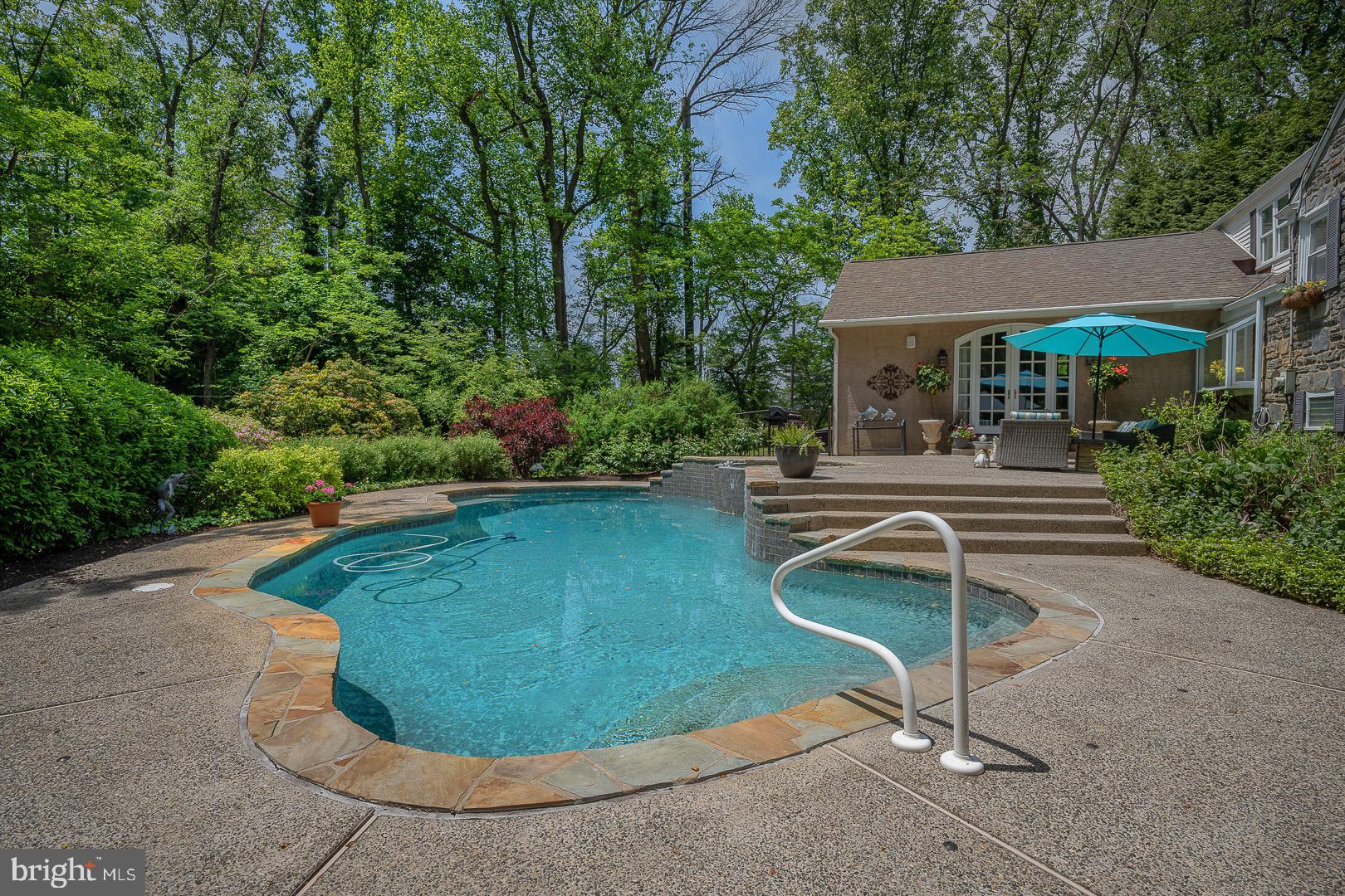 735 Hamilton Road Bryn Mawr, PA 19010 - Photo 16 of 66 Gradual steps into the Inground pool