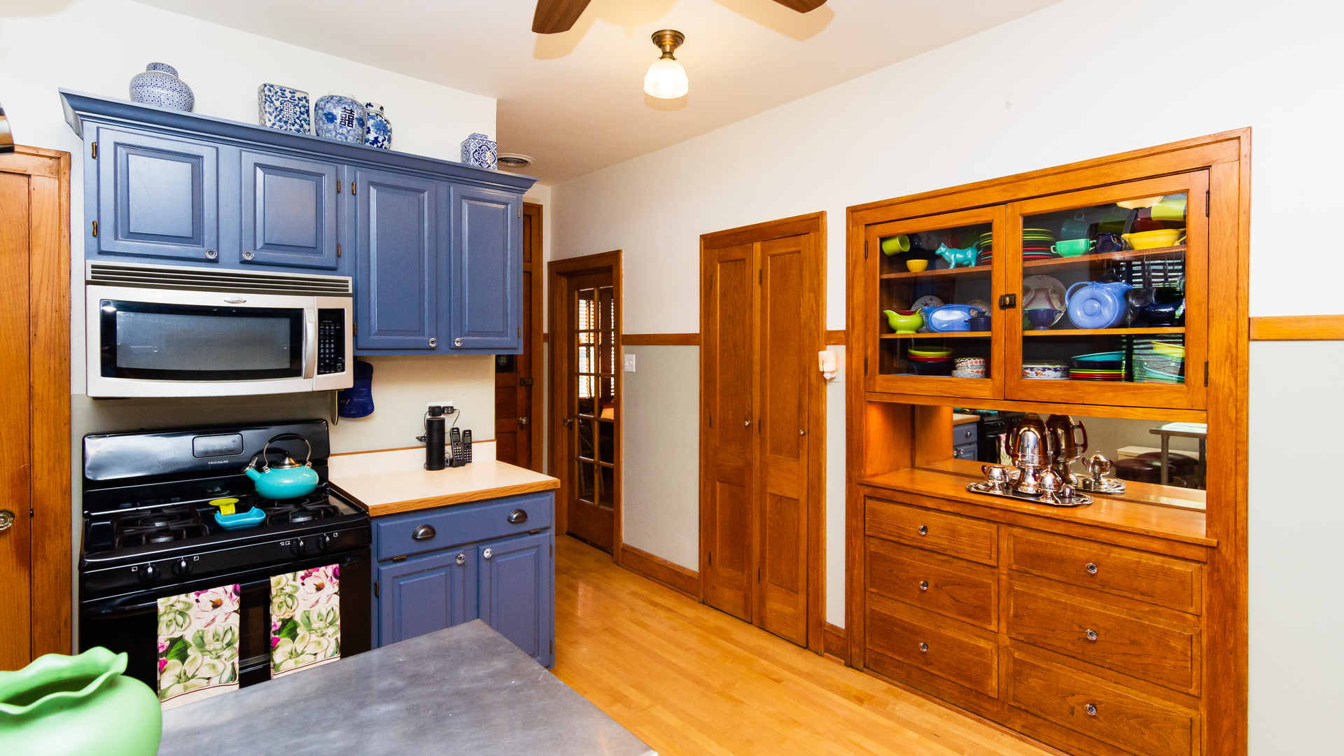 4612 Wolf Road Western Springs, IL 60558 - Photo 9 of 37