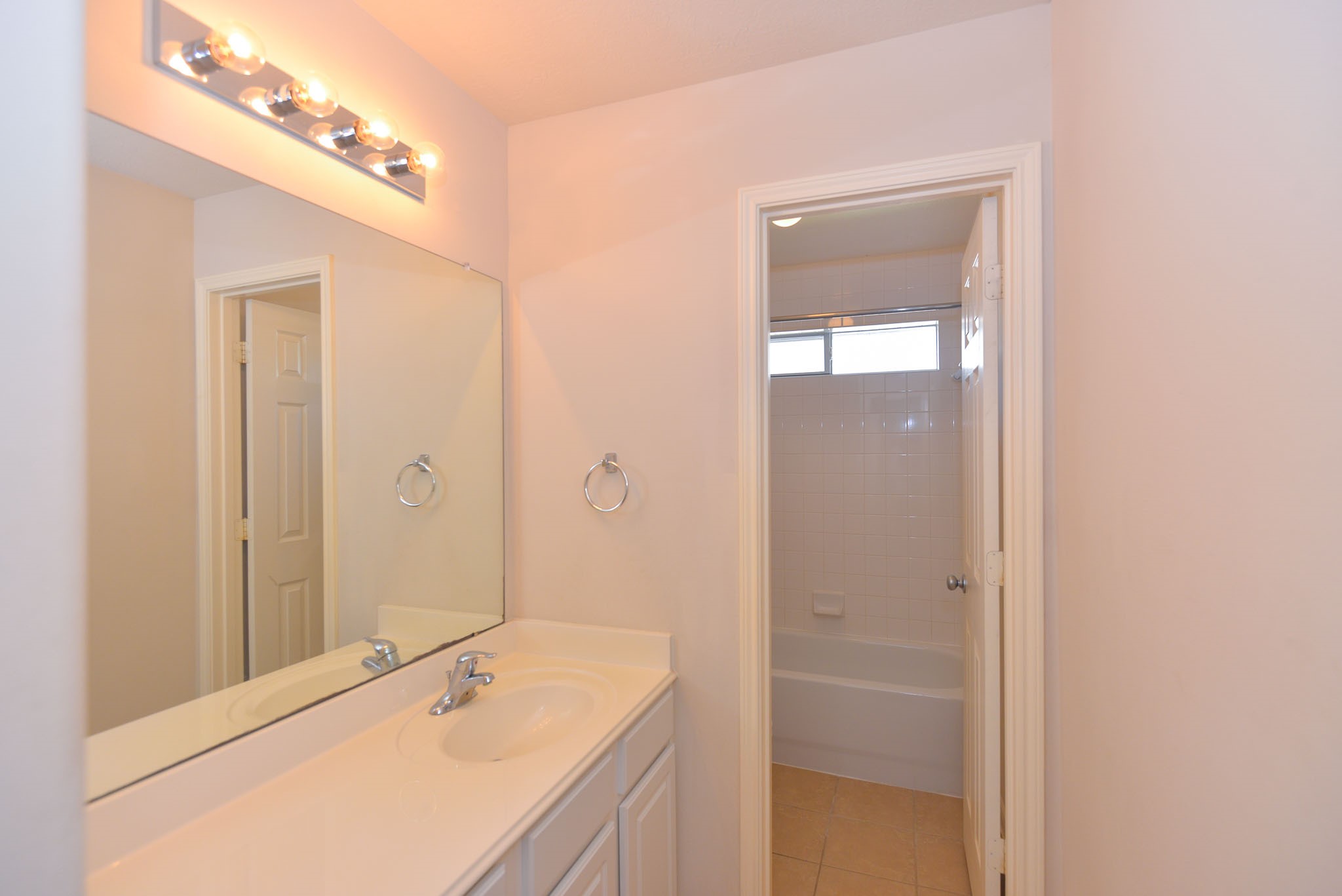 13607 Manor Crest Lane Rosharon, TX 77583 - Photo 18 of 26