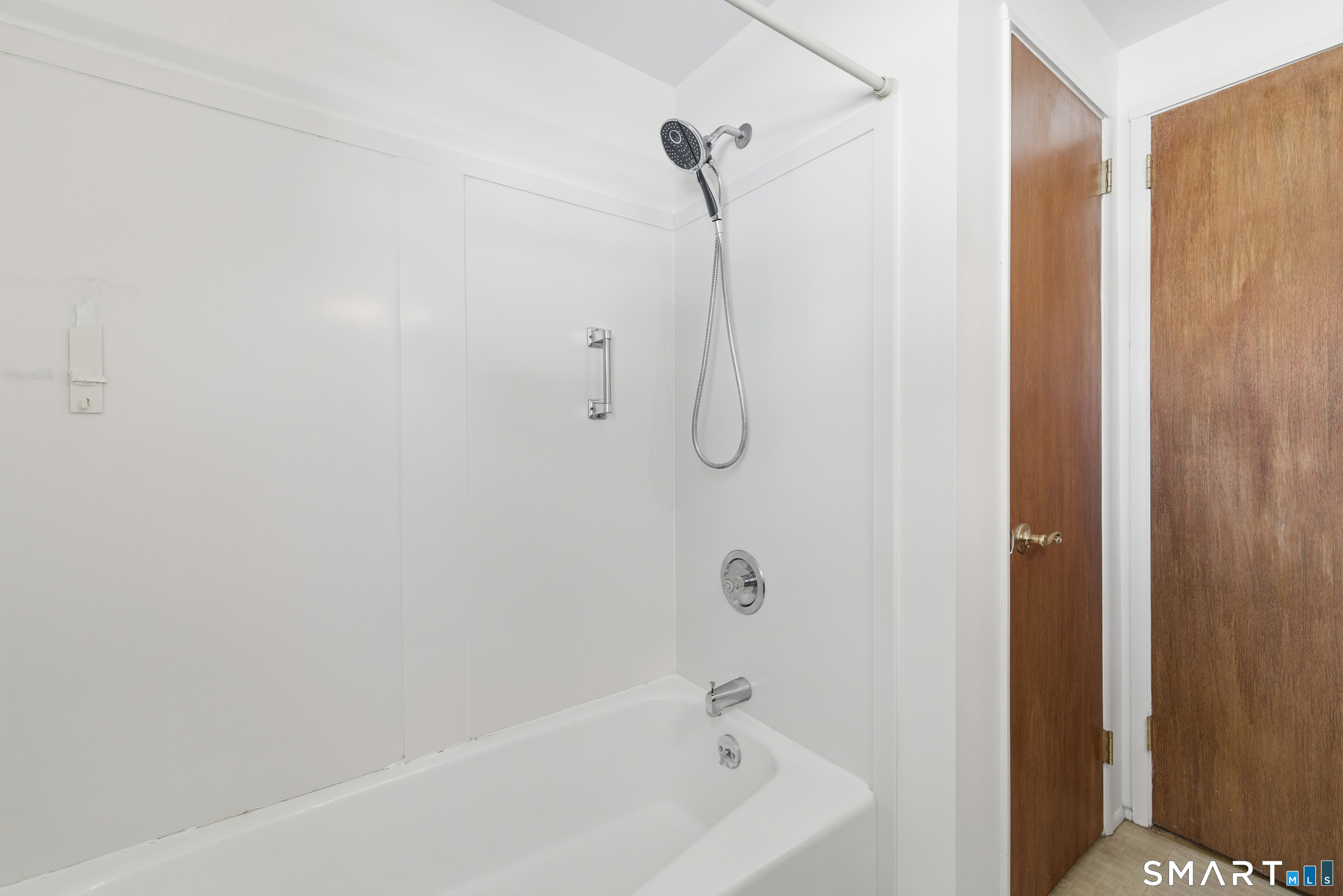 6 David Street Enfield, CT 06082 - Photo 18 of 29