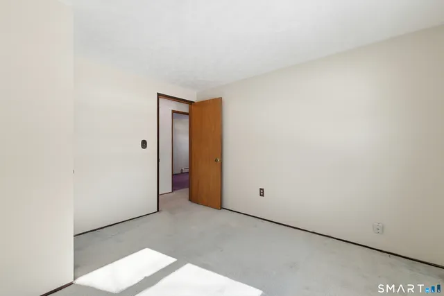 $299,900 | 6 David Street, Enfield, CT 06082