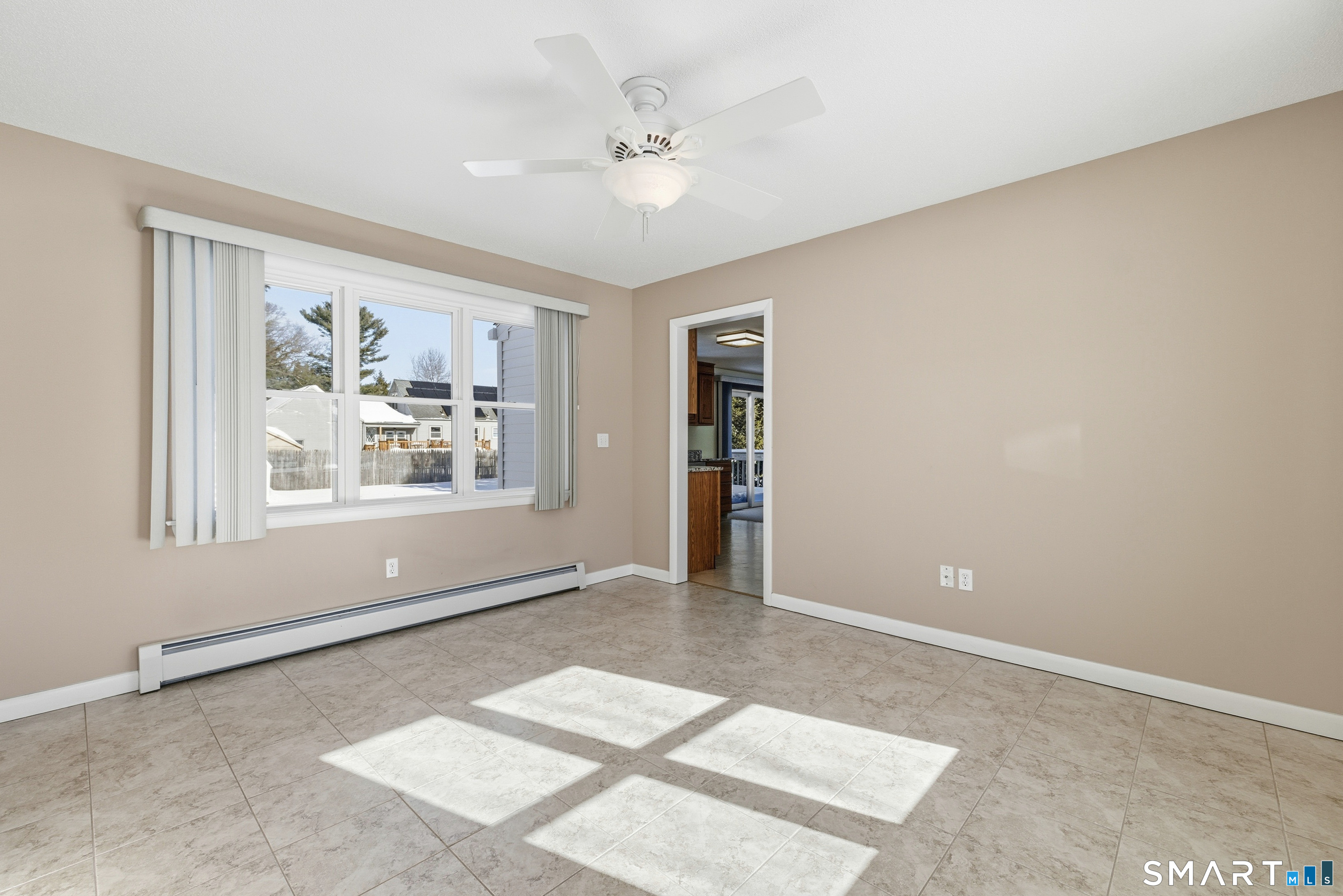 6 David Street Enfield, CT 06082 - Photo 5 of 29