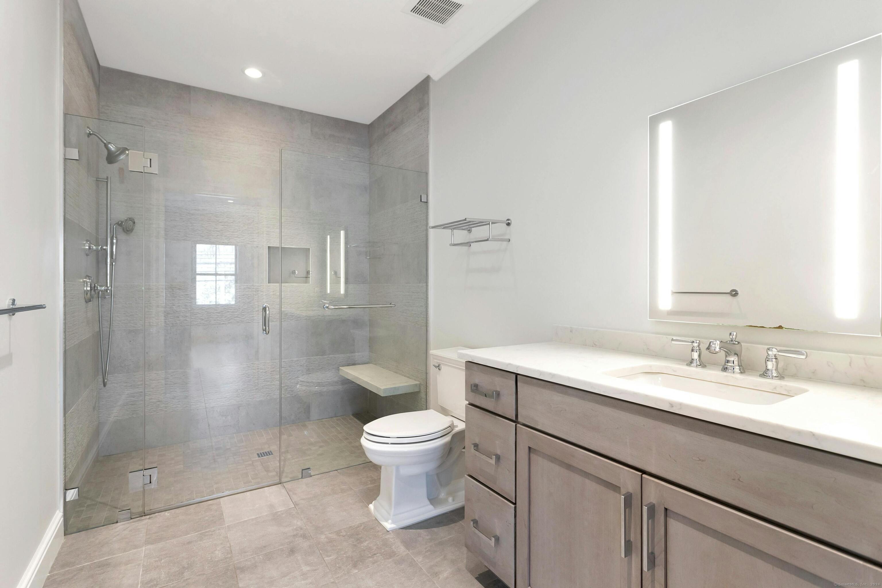 1950 Boston Post Road, Unit 2A Darien, CT 06820 - Photo 11 of 21