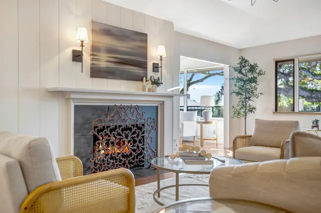 $1,295,000 | 223 Del Mesa Carmel, Carmel, CA 93923