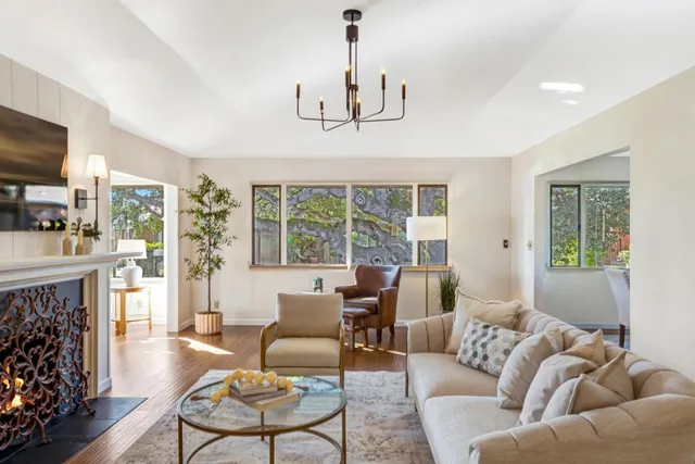 $1,295,000 | 223 Del Mesa Carmel, Carmel, CA 93923