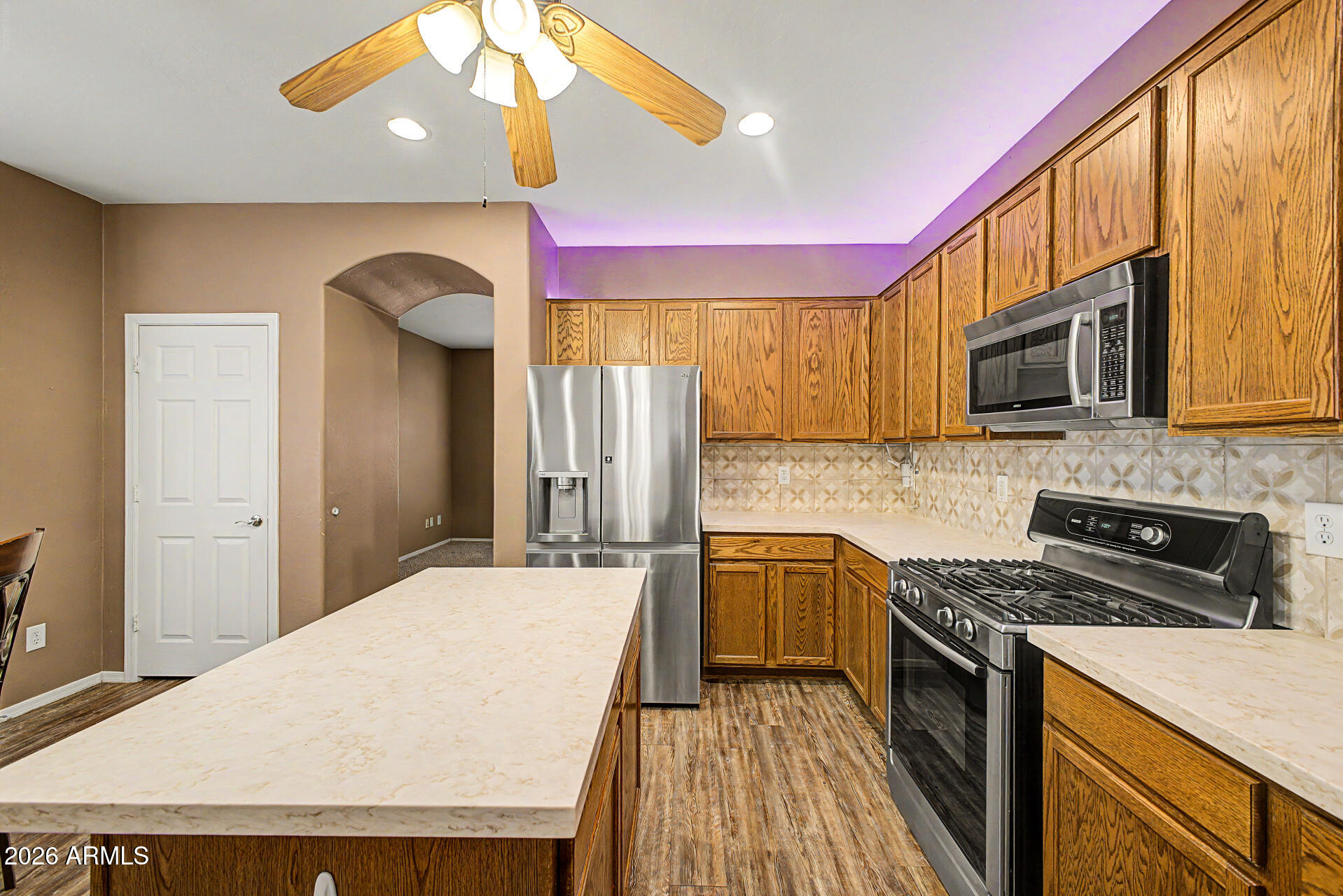 6622 West Harwell Road Laveen, AZ 85339 - Photo 12 of 32 Kitchen