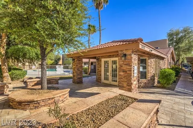 $1,295 | 1814 North Decatur Boulevard, Unit 203, Las Vegas, NV 89108