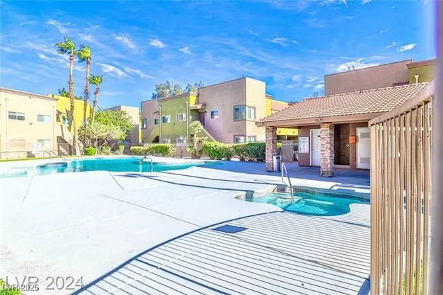 $1,295 | 1814 North Decatur Boulevard, Unit 203, Las Vegas, NV 89108