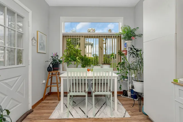 $269,900 | 6430 Pine Cone Drive, Unit 1W, Tinley Park, IL 60477