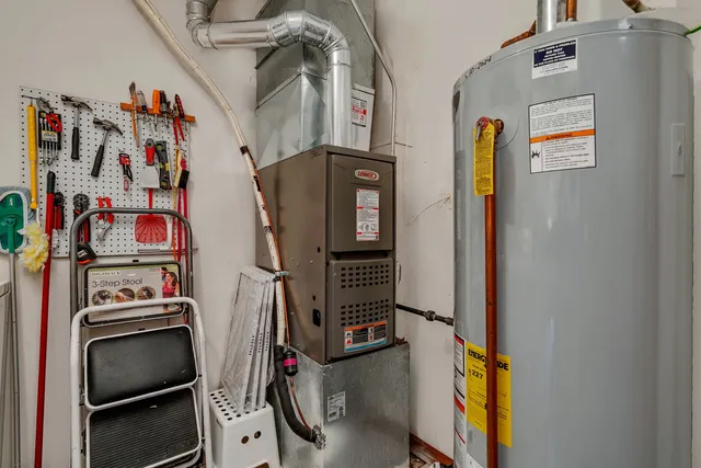 $269,900 | 6430 Pine Cone Drive, Unit 1W, Tinley Park, IL 60477