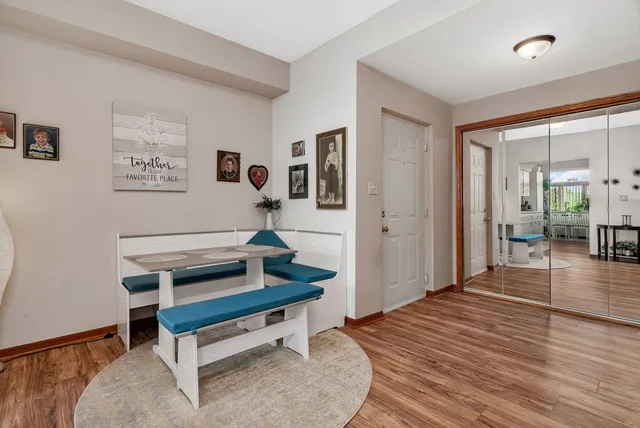 $269,900 | 6430 Pine Cone Drive, Unit 1W, Tinley Park, IL 60477