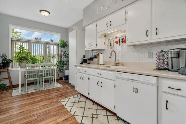 $269,900 | 6430 Pine Cone Drive, Unit 1W, Tinley Park, IL 60477