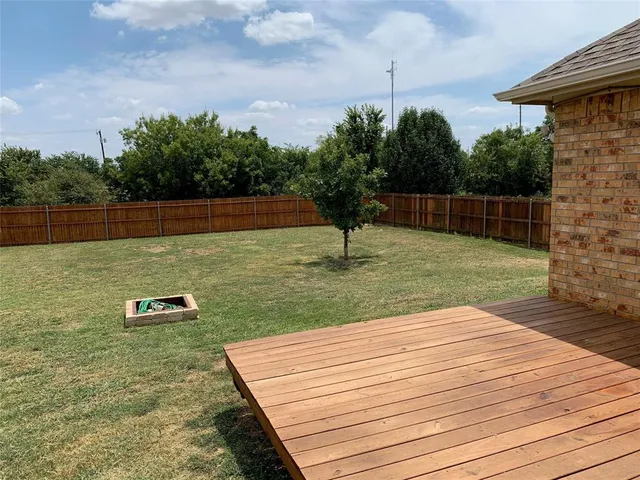 $2,275 | 713 Charyl Lynn Drive, Argyle, TX 76226