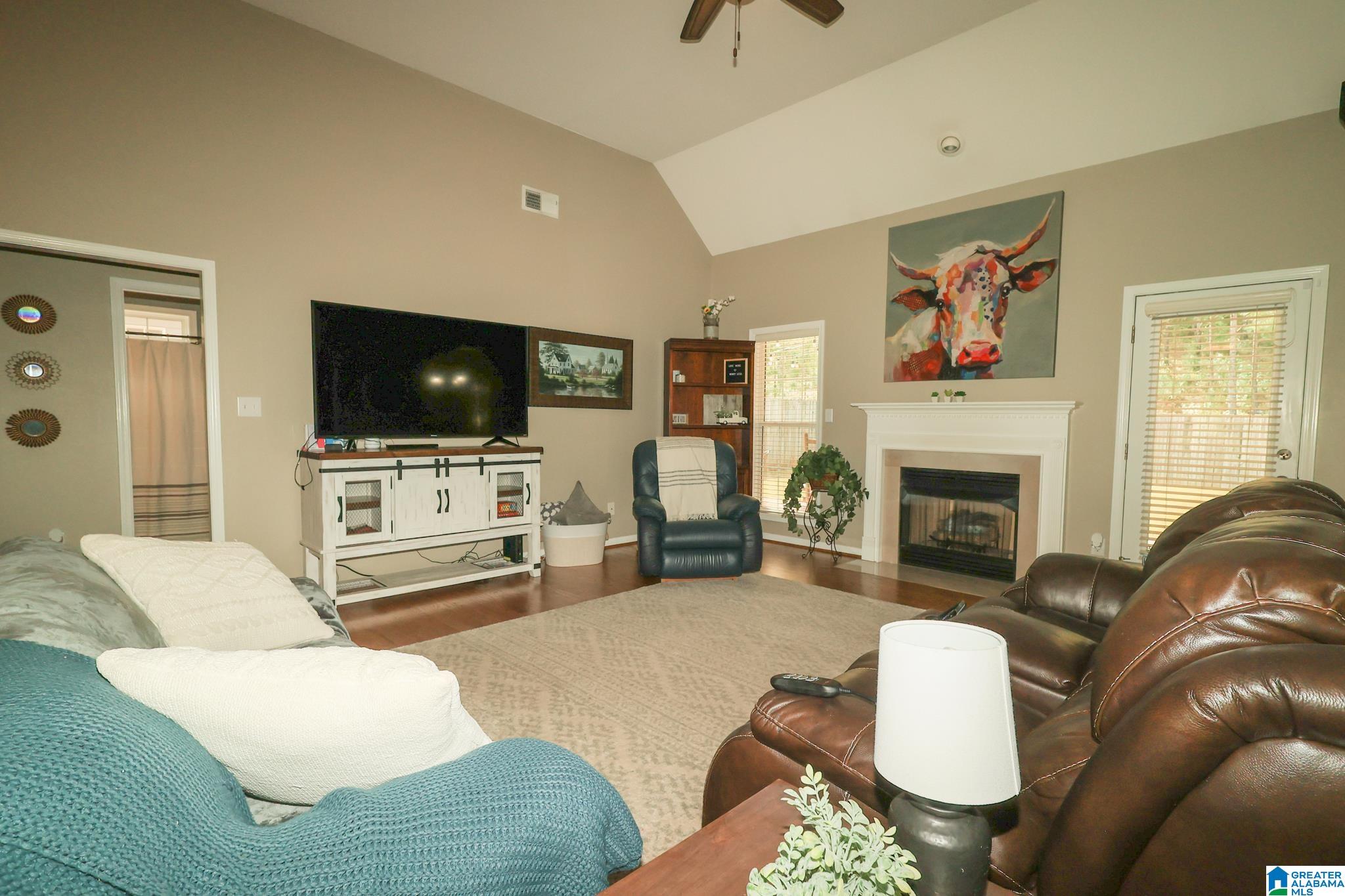 124 Cove Lane Pelham, AL 35124 - Photo 13 of 36