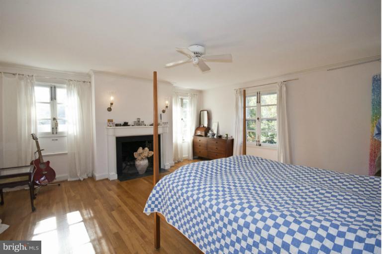 220 Wendover Road Baltimore, MD 21218 - Photo 23 of 27 Bedroom (Master)