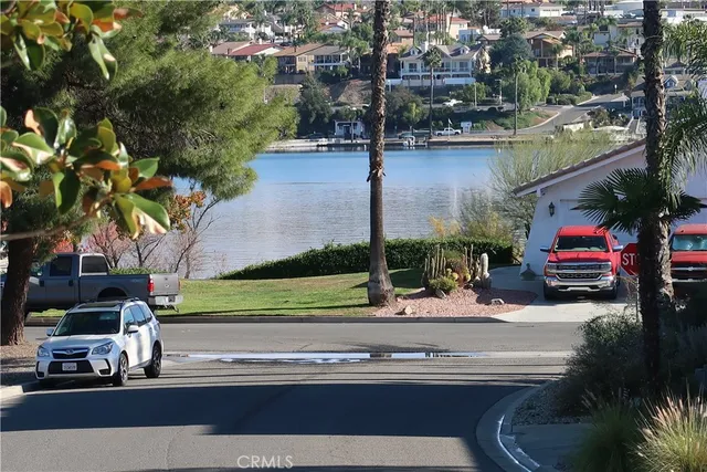 $888,000 | 21734 Appaloosa Court, Canyon Lake, CA 92587