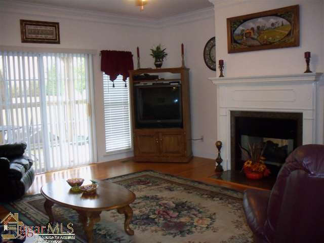 327 Anderson Ridge Road Greer, SC 29651 - Photo 6 of 23 Gallery Image 6
