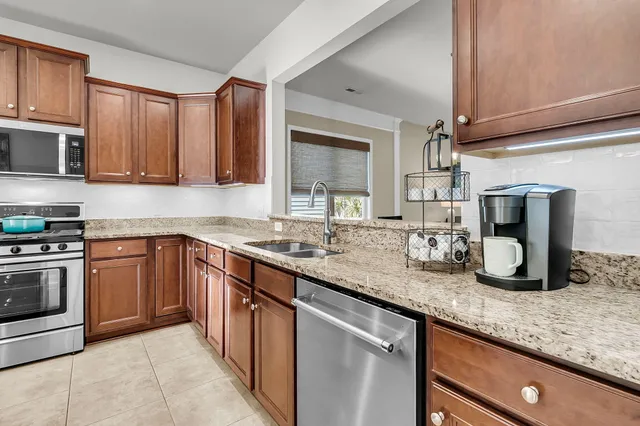 $439,900 | 548 Tranquil Waters Way, Summerville, SC 29486