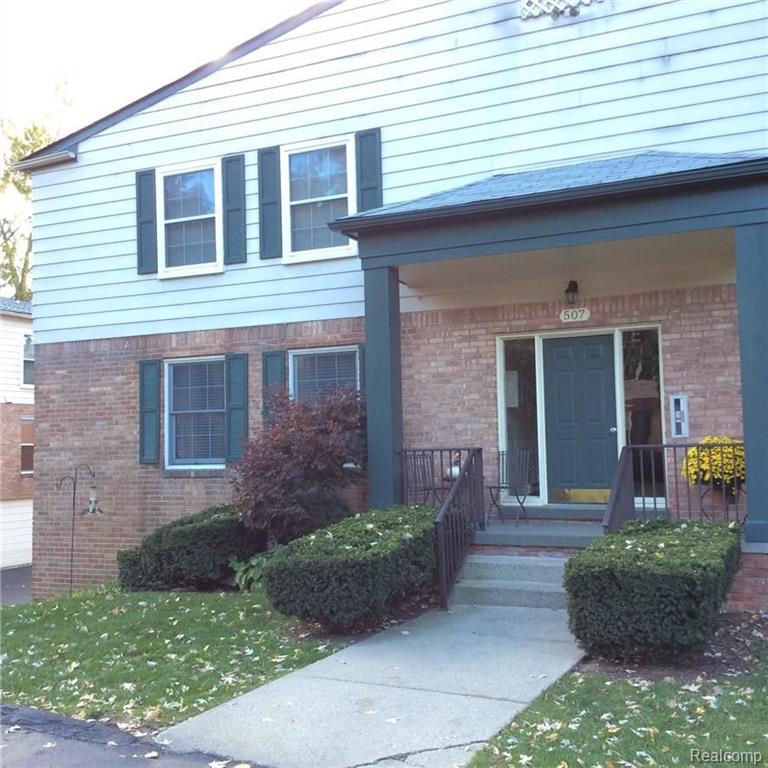 507 East University Drive, Unit 403 Rochester, MI 48307 - Photo 3 of 13