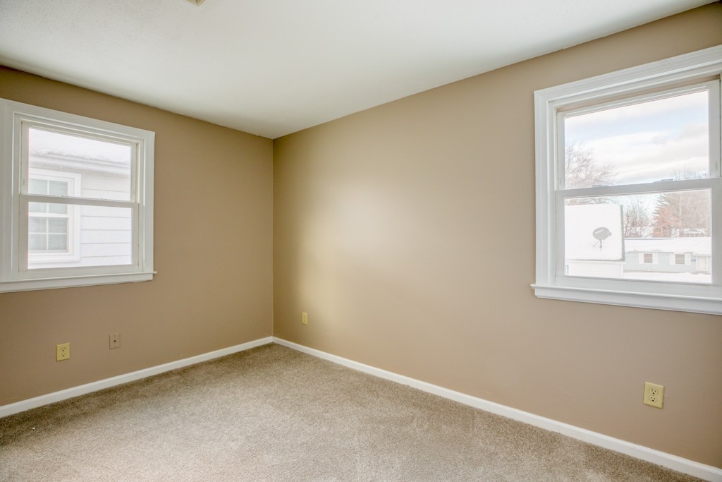 33-35 Nathaniel Street Springfield, MA 01109 - Photo 17 of 32 Gallery Image 17